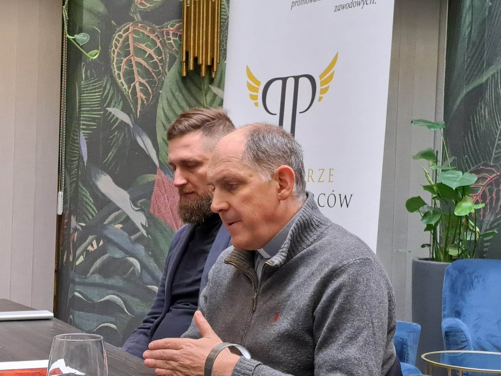 Śniadanie z ks. Andrzejem Muszałą